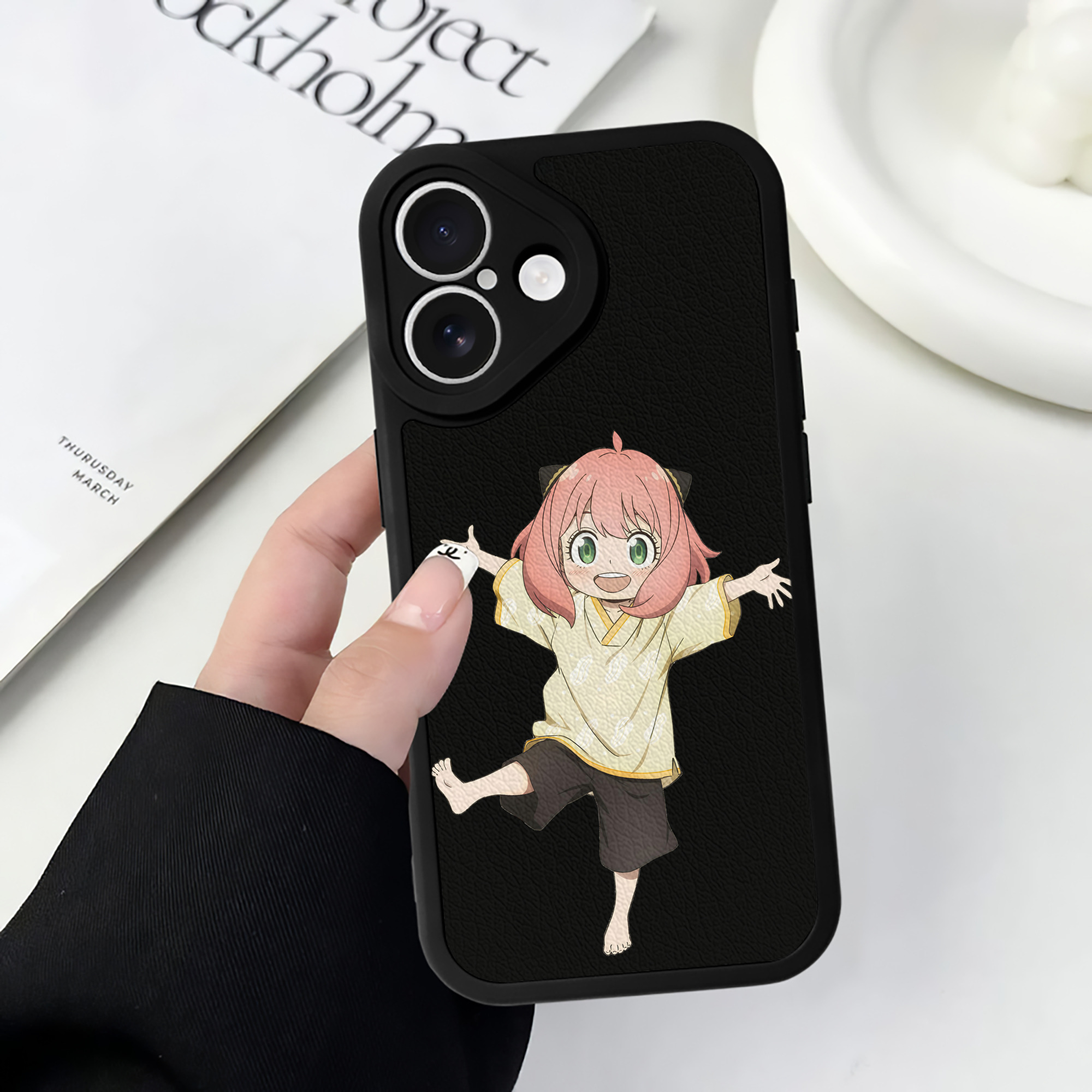 （画像用） SPY×FAMILY间谍家家酒 【iPhone 16シリーズ対応】シリコンスマホケース（レザー調） 材質：シリコン
